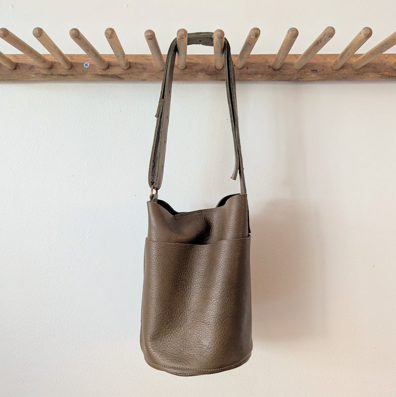 Stitch and Tickle handmade bucket bag made in Boston made in usa leatherwork leathercraft SoWa 