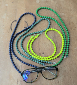 Ina Seifart  Brillenkette Eyeglasses Chain Salvia Sage Green wood handmade gift shop sowa boston fashion accessories independent boutique Readers lanyard