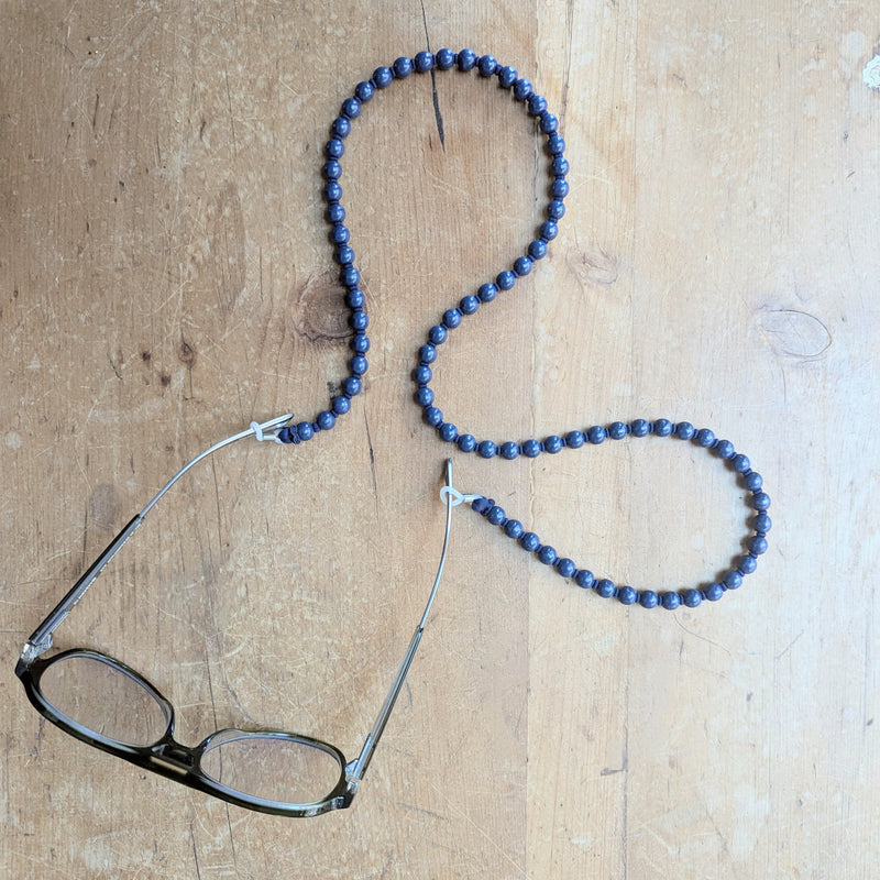 Ina Seifart  Brillenkette Eyeglasses Chain Salvia Sage Green wood handmade gift shop sowa boston fashion accessories independent boutique Readers lanyard