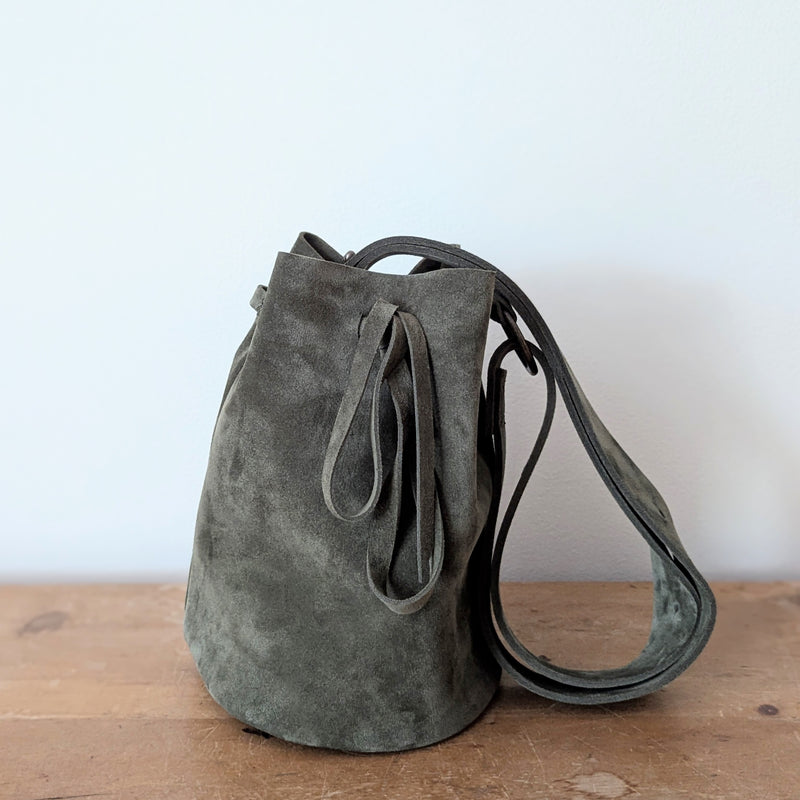 Stitch and Tickle handmade bucket bag made in Boston made in usa leatherwork leathercraft SoWa 