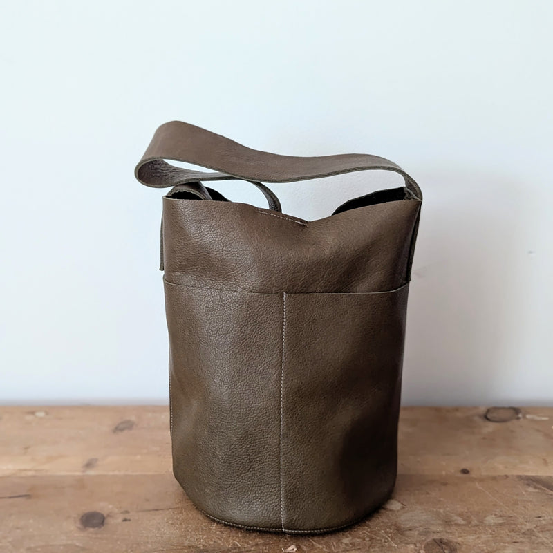 Stitch and Tickle handmade bucket bag made in Boston made in usa leatherwork leathercraft SoWa 