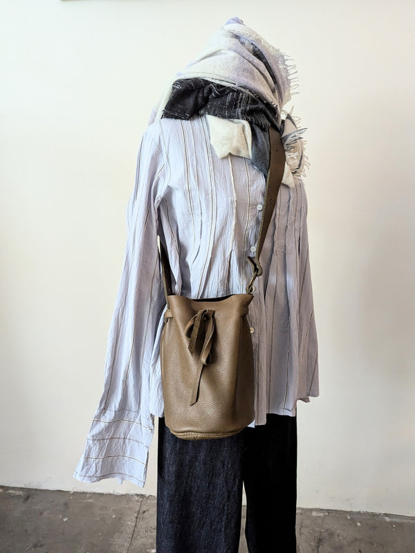 Stitch and Tickle handmade bucket bag made in Boston made in usa leatherwork leathercraft SoWa 