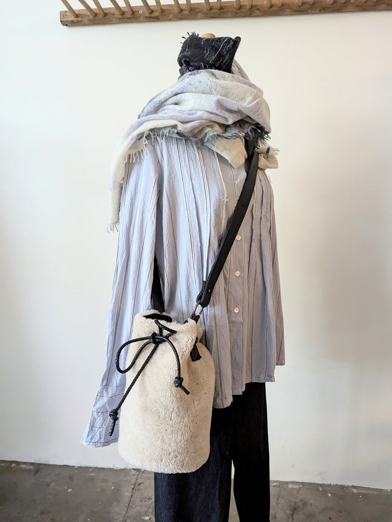 Stitch and Tickle handmade bucket bag made in Boston made in usa leatherwork leathercraft SoWa 