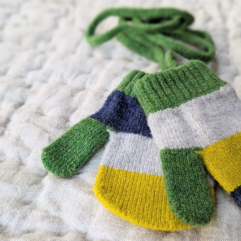 Catherine Tough Kid's Mittens Lambswool made in scotland on a string block stripe gift store shop Boston sowa boutique winter accessories


