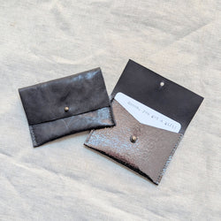 small leather metallic pouches travel wallet cardholder coinpurse handmade handcrafted leather leatherwork gift shop sowa boston 