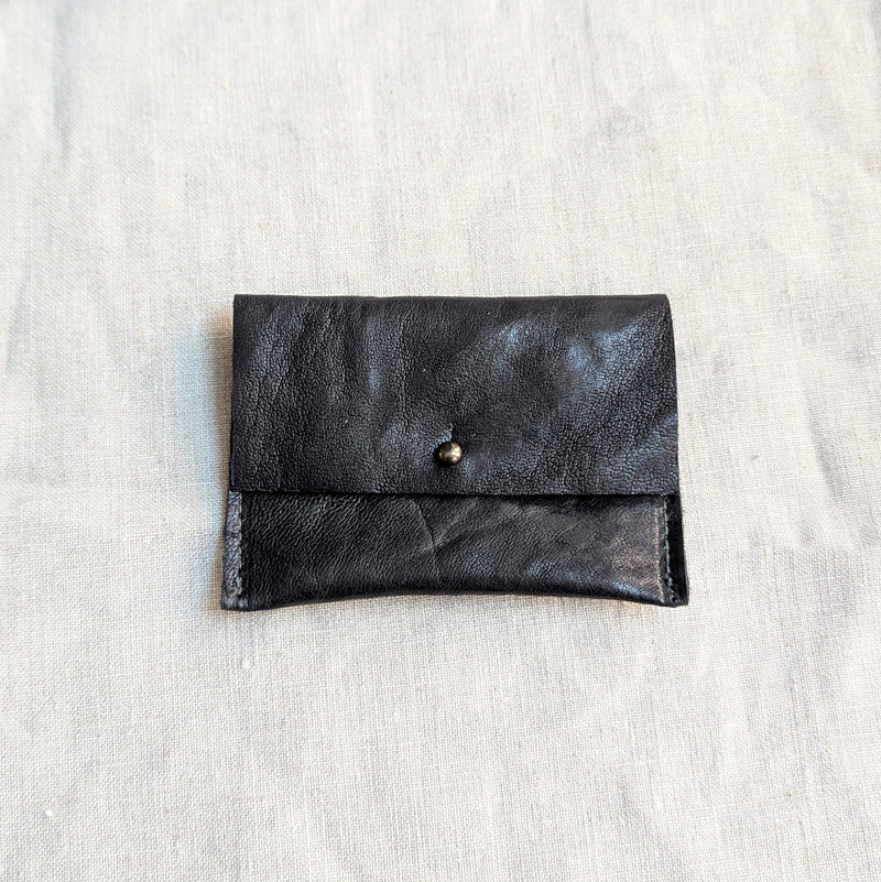 small leather metallic pouches travel wallet cardholder coinpurse handmade handcrafted leather leatherwork gift shop sowa boston 