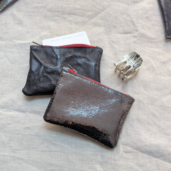 small leather metallic pouches travel wallet cardholder coinpurse handmade handcrafted leather leatherwork gift shop sowa boston 