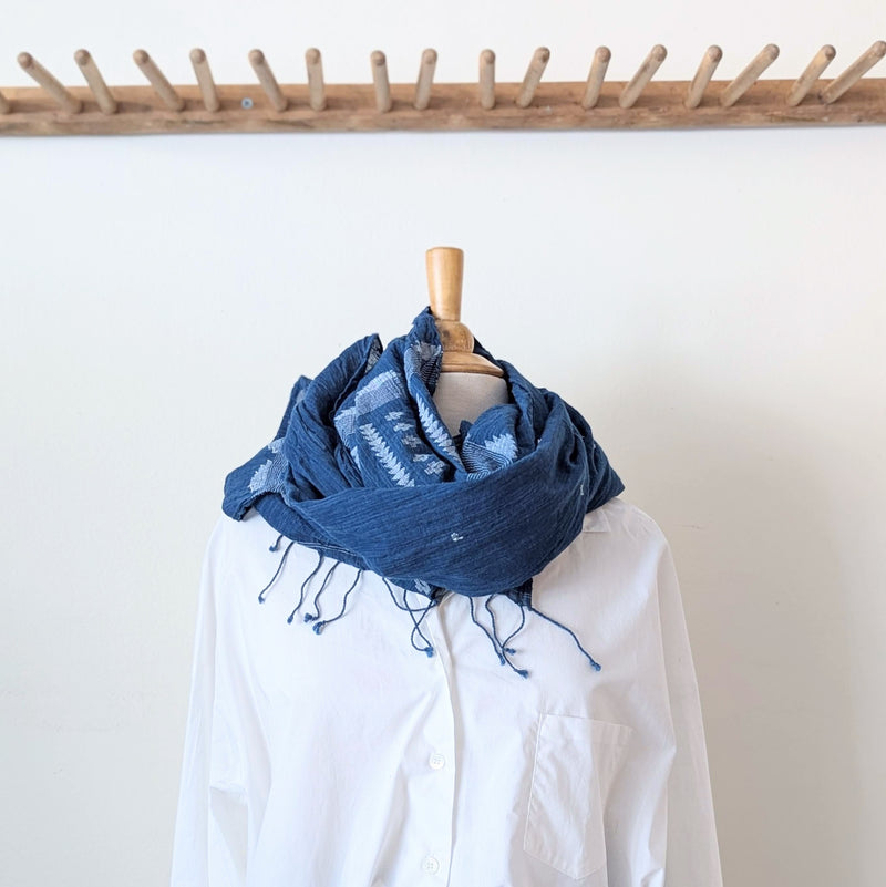 Auntie Oti Indian Khadi jamdani handmade woven indigo muslin cotton scarf shop Boston sowa boutique gift store handmade