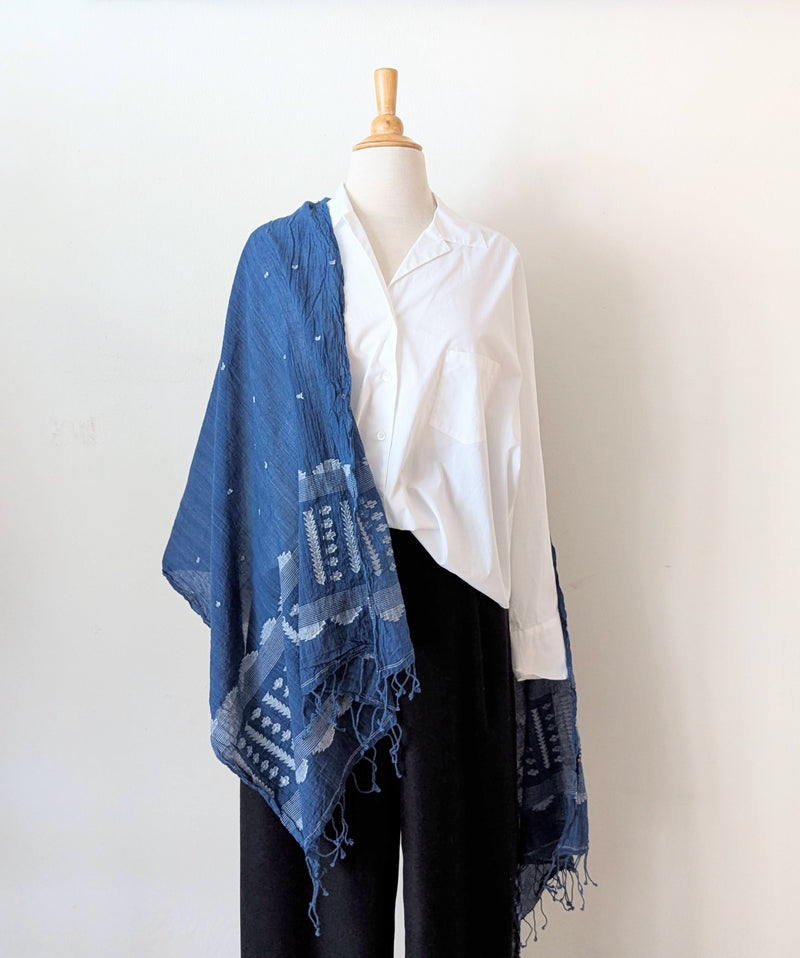 Auntie Oti Indian Khadi jamdani handmade woven indigo muslin cotton scarf shop Boston sowa boutique gift store handmade