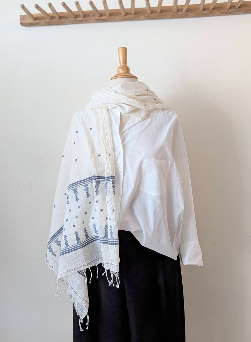 Auntie Oti Indian Khadi jamdani handmade woven indigo muslin cotton scarf shop Boston sowa boutique gift store handmade