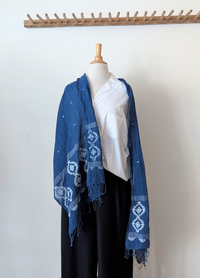 Auntie Oti Indian Khadi jamdani handmade woven indigo muslin cotton scarf shop Boston sowa boutique gift store handmade