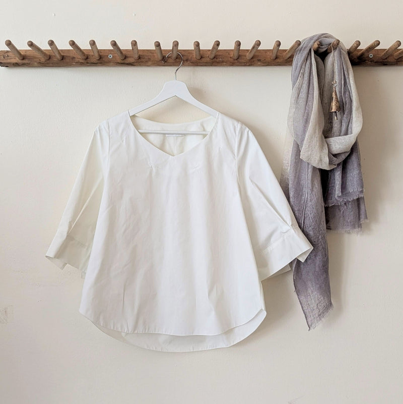 Half-Sleeve V Neck Cotton Blouse Susanne Bommer poplin top shirt boutique small business gift shop sowa boston 