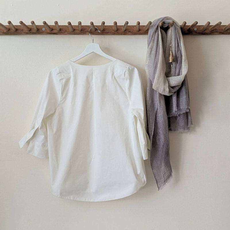 Half-Sleeve V Neck Cotton Blouse Susanne Bommer poplin top shirt boutique small business gift shop sowa boston 