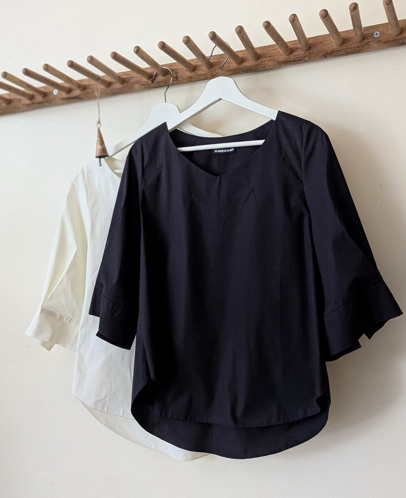 Half-Sleeve V Neck Cotton Blouse Susanne Bommer poplin top shirt boutique small business gift shop sowa boston 